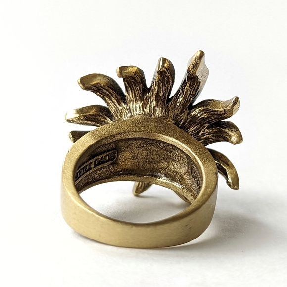 Signed HEIDI DAUS "Sublime Star" Black Statement Ring w/ Rhinestones Size 6.5 - Picture 9 of 12